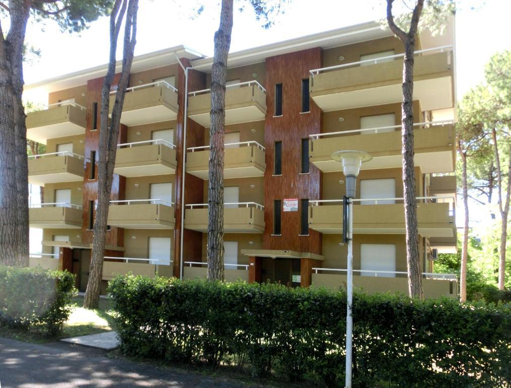 Michelangelo Beach *